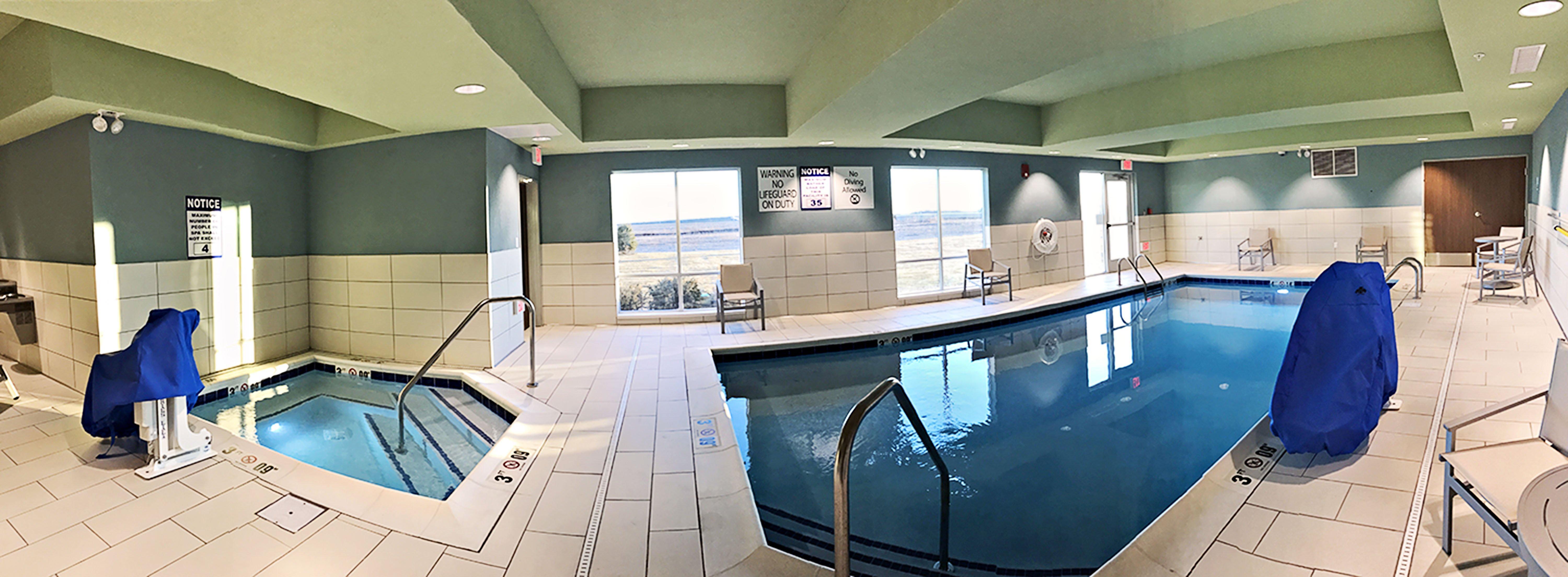 Holiday Inn Express & Suites - Rantoul By Ihg Extérieur photo